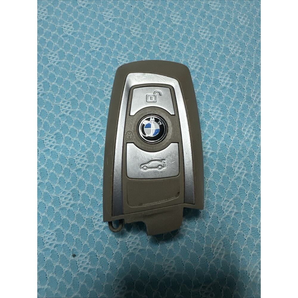 BMW Key Fob Keychain Car Dealer Replacement Key Untested - Picture 7 of 7